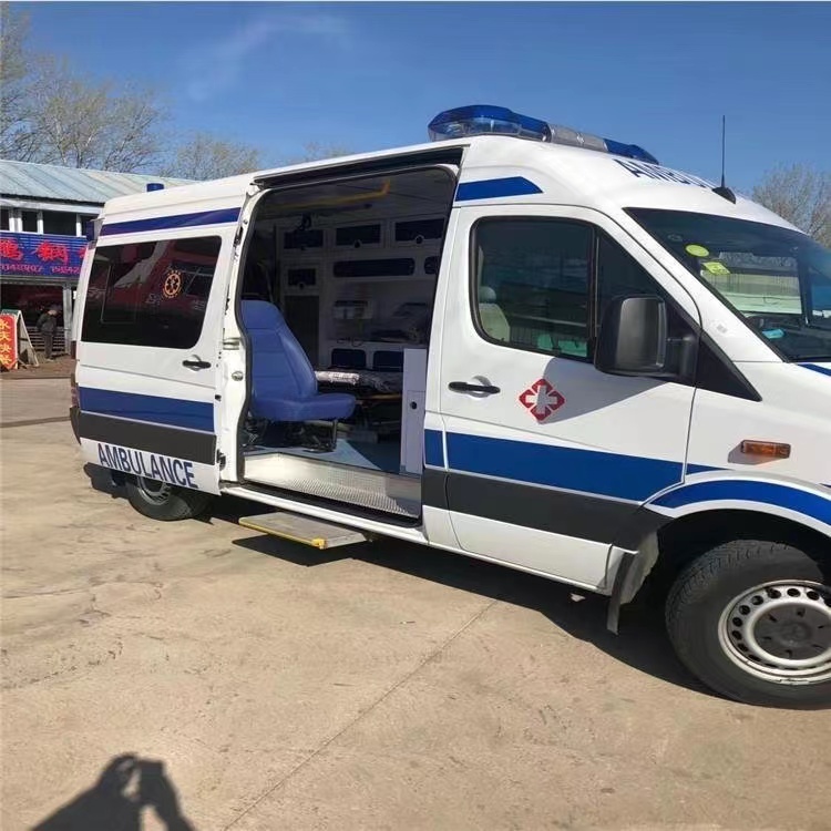 老城镇私人长途救护车出租转院回家